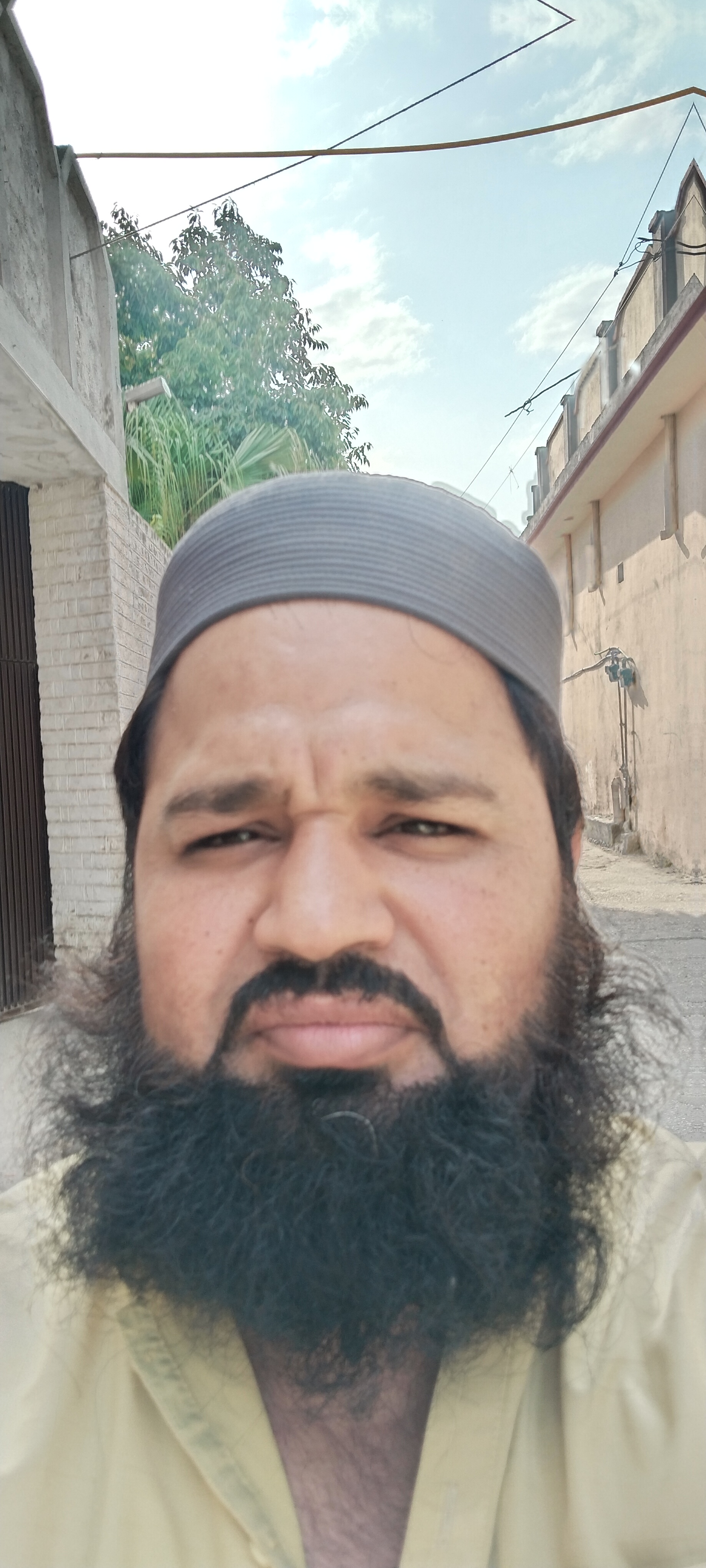 ندیم نثار